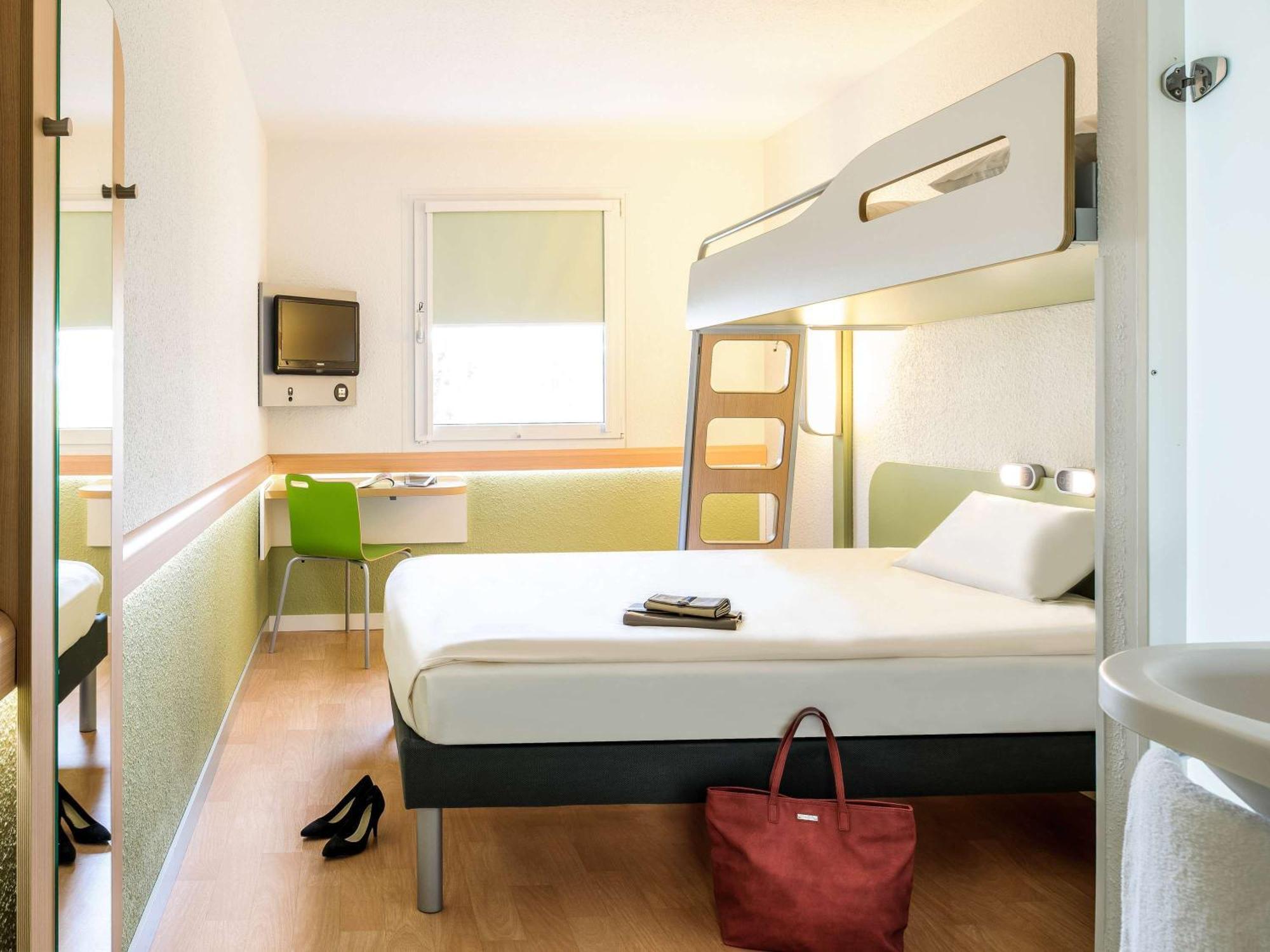 Ibis Budget Bilbao Arrigorriaga Exterior photo